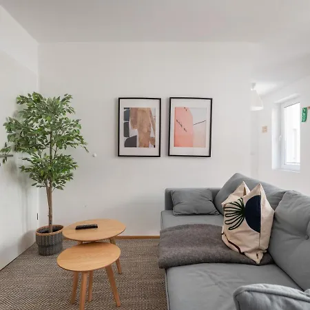 Apartament Limehome Jahnallee *