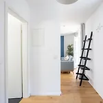 Limehome Jahnallee *