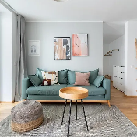 Limehome Jahnallee Apartament *