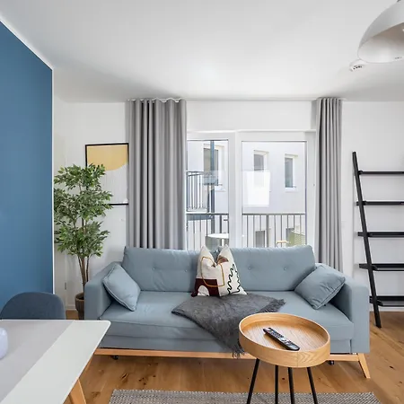 Limehome Jahnallee *