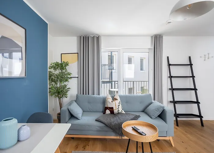 Limehome Jahnallee *