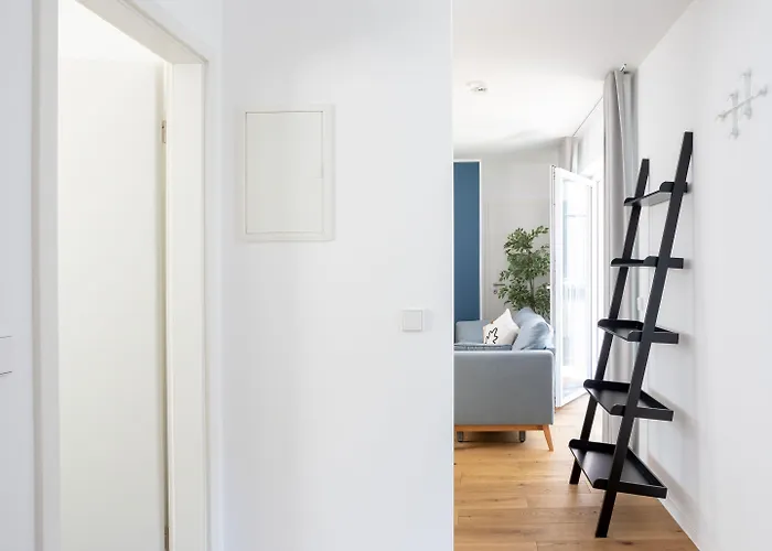 Limehome Jahnallee *